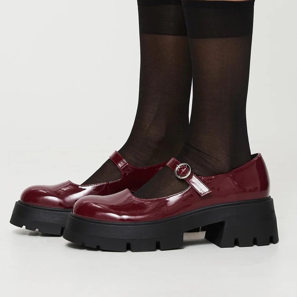 NIB Princess Polly Ellie Mary Jane Heels Red US 5 - Picture 2 of 4